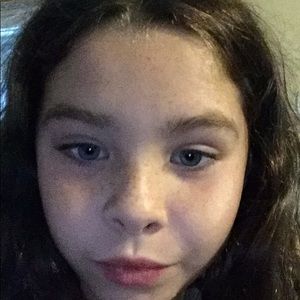 Meet your Posher, Rhylie